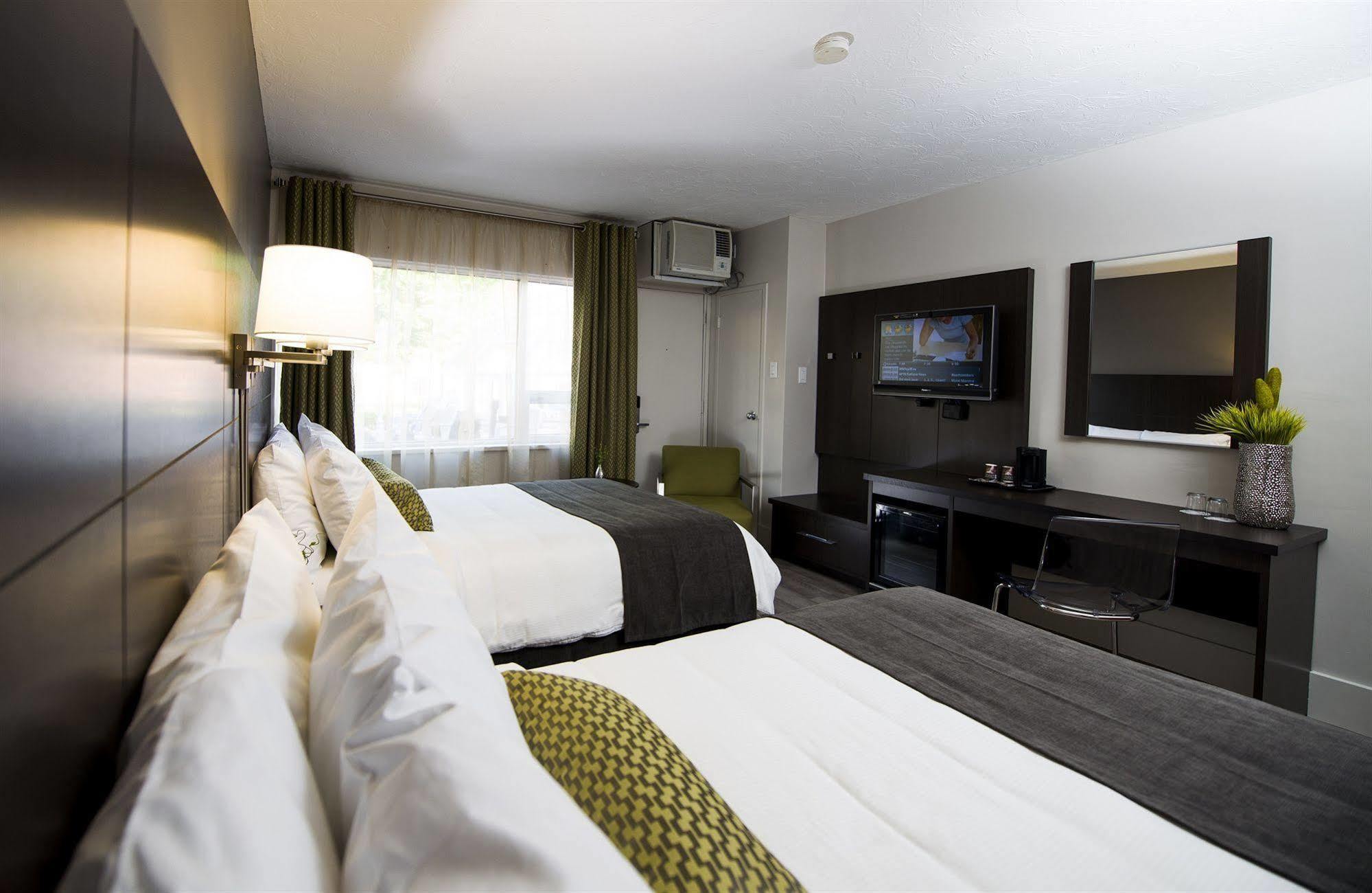 V Hotel & Suites Moncton Exterior foto